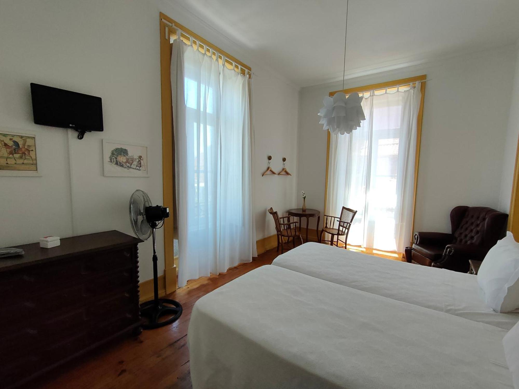 A Vianesa - Guest House Viana do Castelo Bagian luar foto
