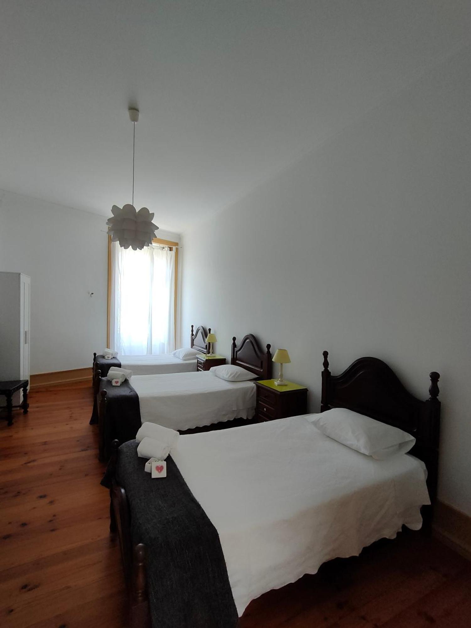 A Vianesa - Guest House Viana do Castelo Bagian luar foto